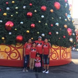 Meet your Posher, Javier